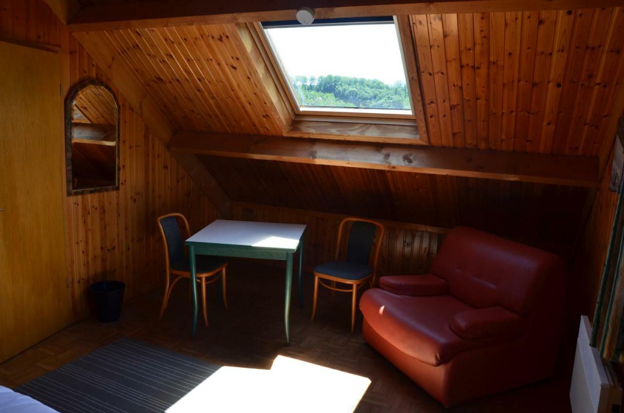Chalet "Le Bucheron" 拉罗什-阿登 外观 照片